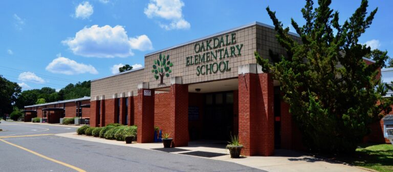 Families Concerned About Future of Program for Deaf and Hard-of-Hearing Students at Oakdale Elementary
